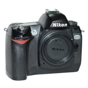 APPAREIL PHOTO NUMERIQUE NIKON D70